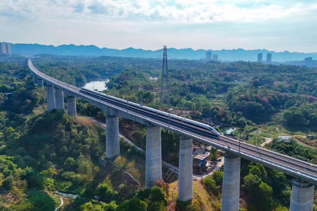 渝昆高鐵江津北站通車｜三峽電纜城市群鐵路作品+1！